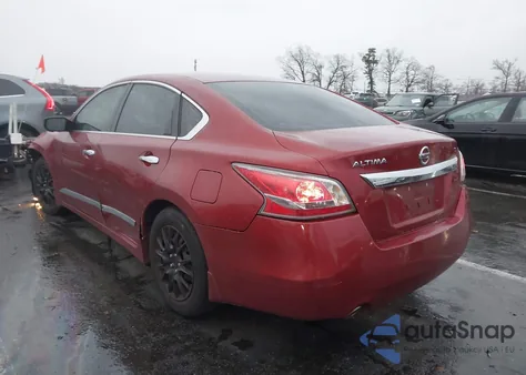 2015 Nissan Altima 2.5 S из США, поврежденный, VIN 1N4AL3AP3FC189877